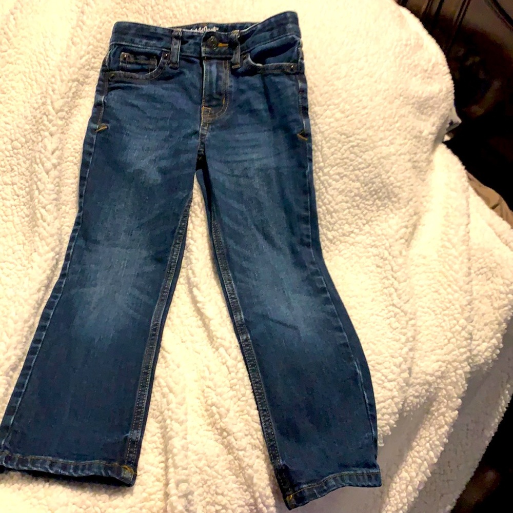 CAT & JACK 4T Boys denim jeans. Button/zip closure. Adjustable waist.